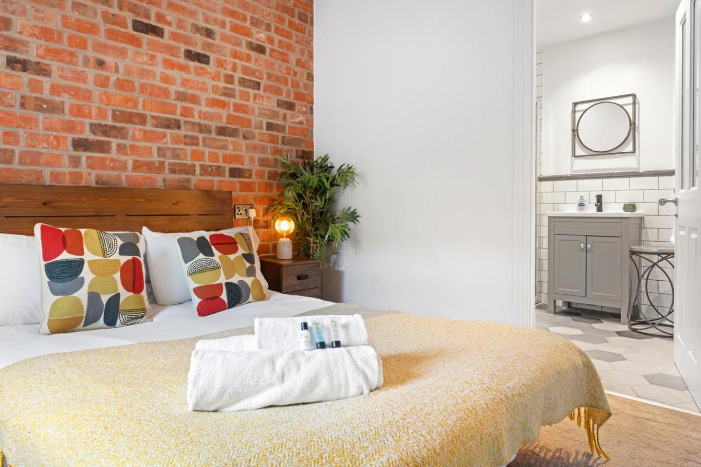 Luxurious City Centre Lace Market Apartment Nottingham Eksteriør billede